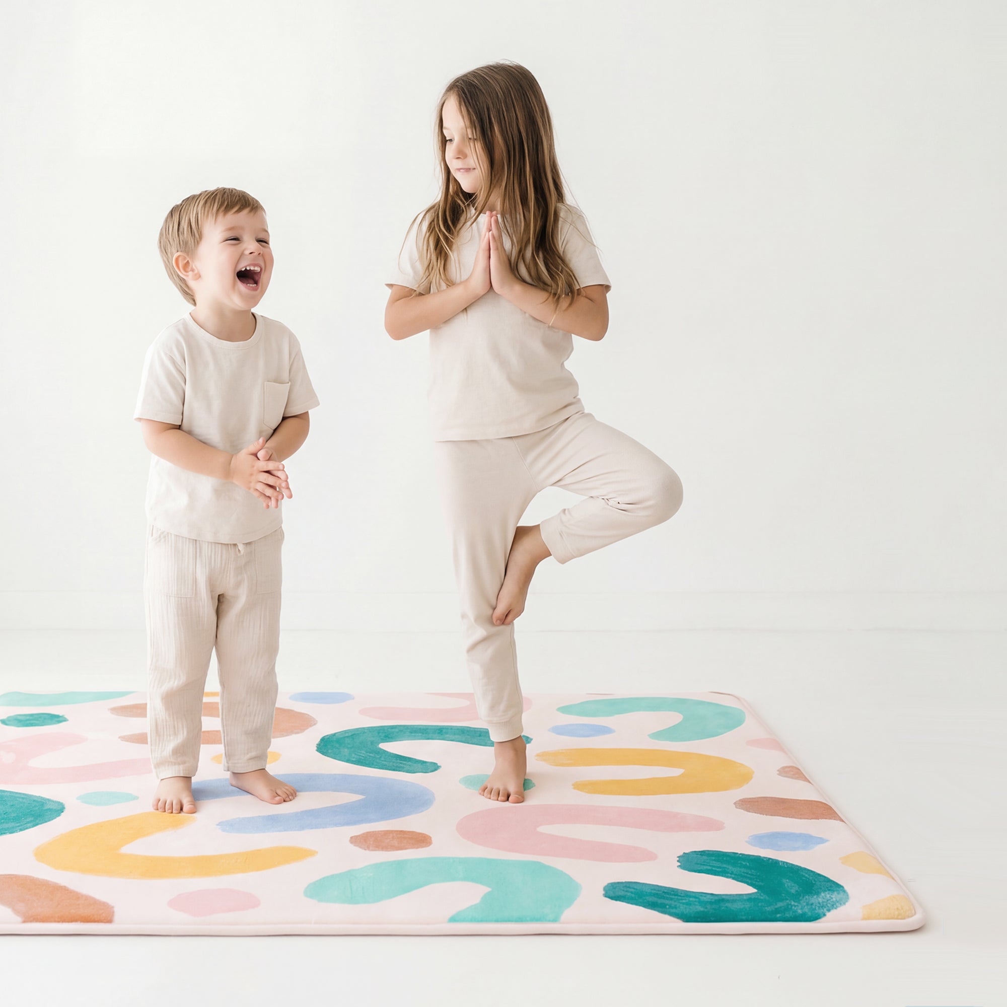 Solid Mat Luna Arch Geometric Baby Play Mat, Non-Toxic | Huloosleep®